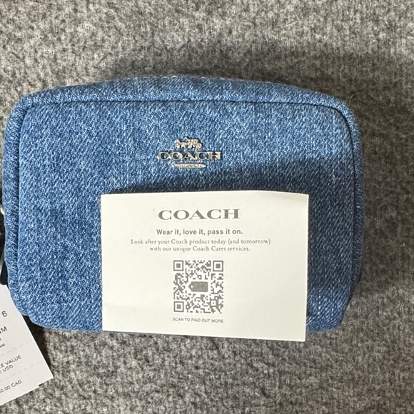 Coach Denim Wristlet Pouch Indigo Blue Zip Clutch NWT - Picture 11 of 15